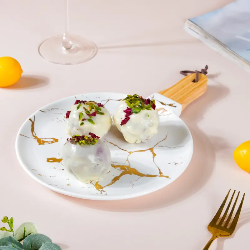 11-Inch Marble-Finish Serving Plate With Handle 1