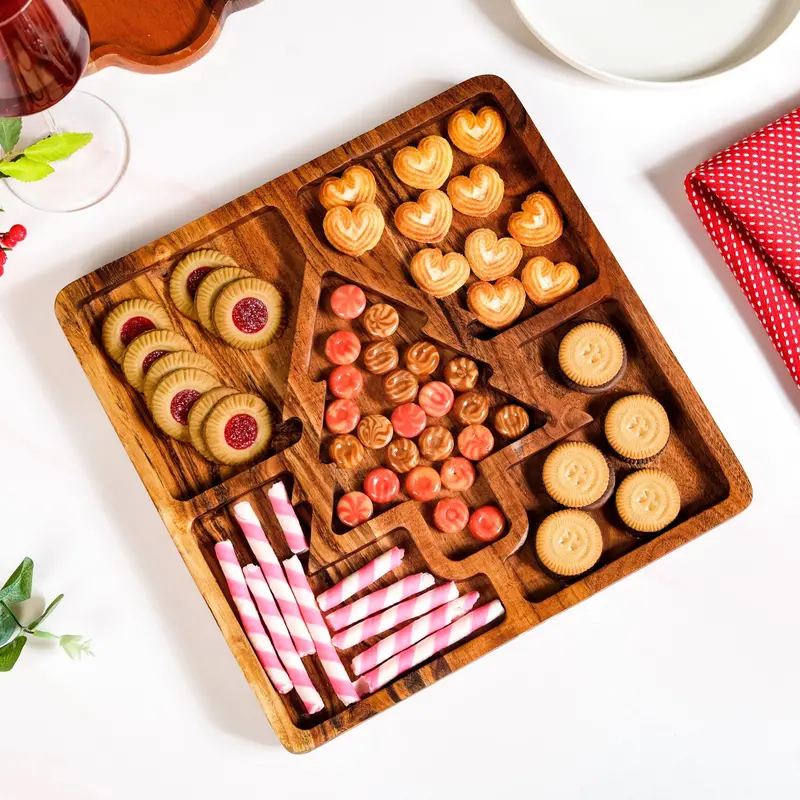 30X30Cm Christmas Tree–Inspired Acacia Serving Board 1