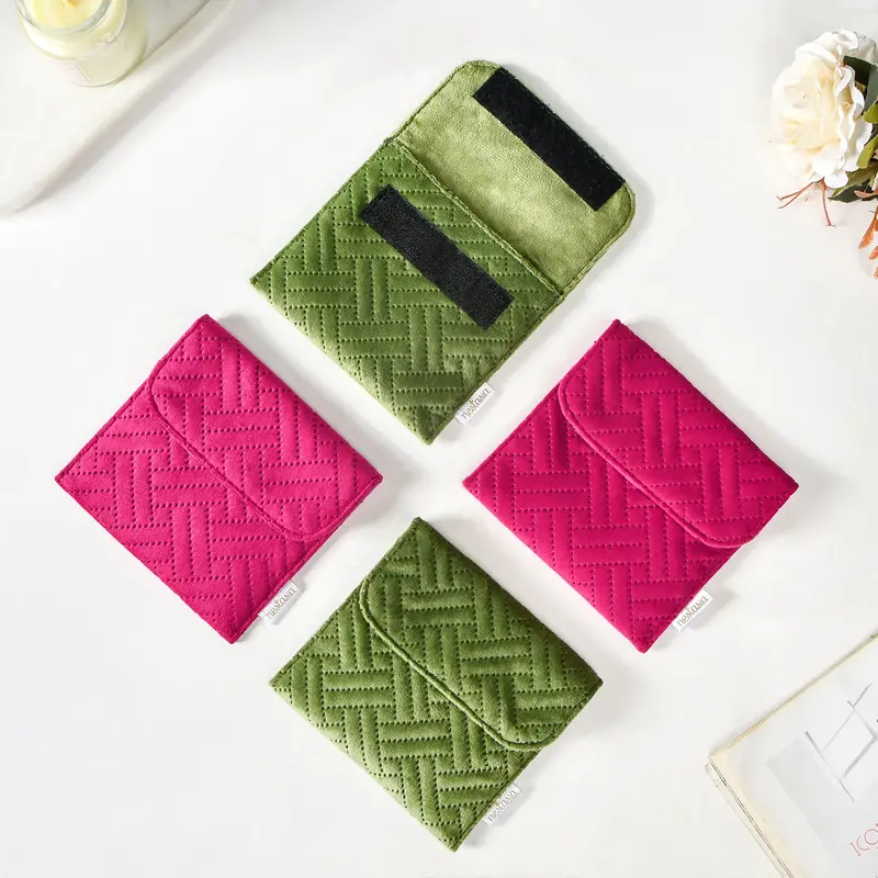 4-Pack Mini Jewelry Pouches – Pink & Green Velvet Organizers 1