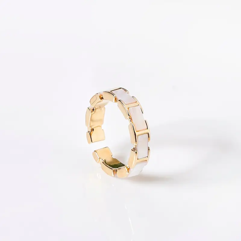 Adjustable Box Chain Gold Gemstone Accent Ring 1