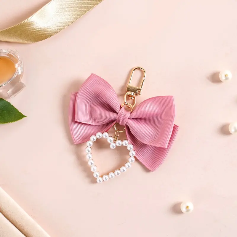 Adorable Pink Bow And Pearl Heart Keychain For Girls 1