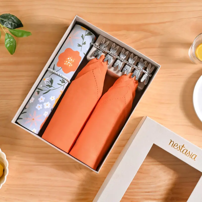 Arancia Designer Table Linen Collection – 6-Piece Set With Napkins, Mats & Rings In Gift Box 1