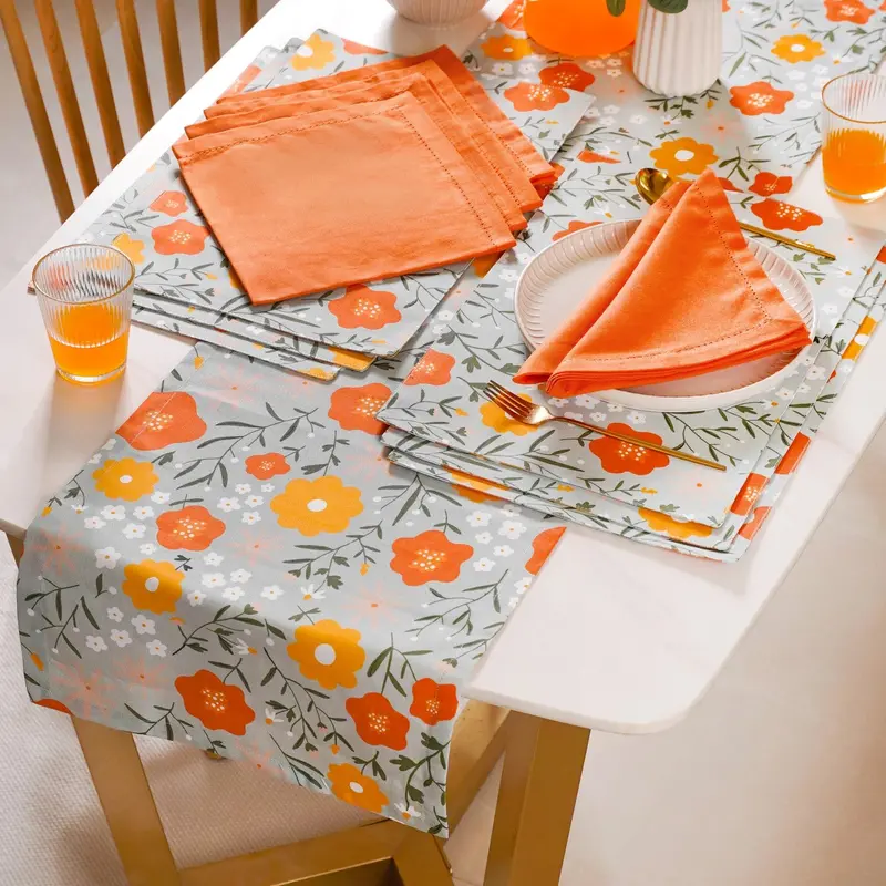 Arancia Elegant Table Runner, Placemats, And Napkin Ensemble 1