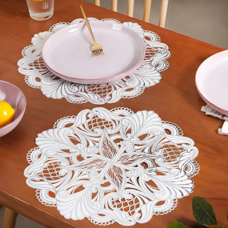 Baroque Bloom Table Mats In White & Silver – Ornate 6-Piece Set 1