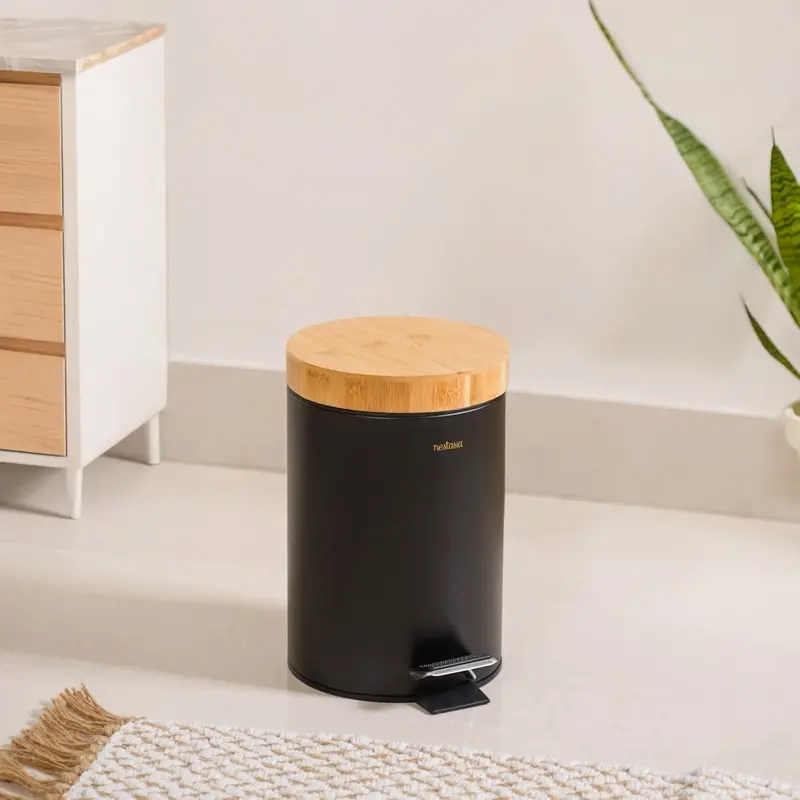 Black 3L Eco-Chic Metal Bin With Natural Bamboo Lid And Liner Bucket 1