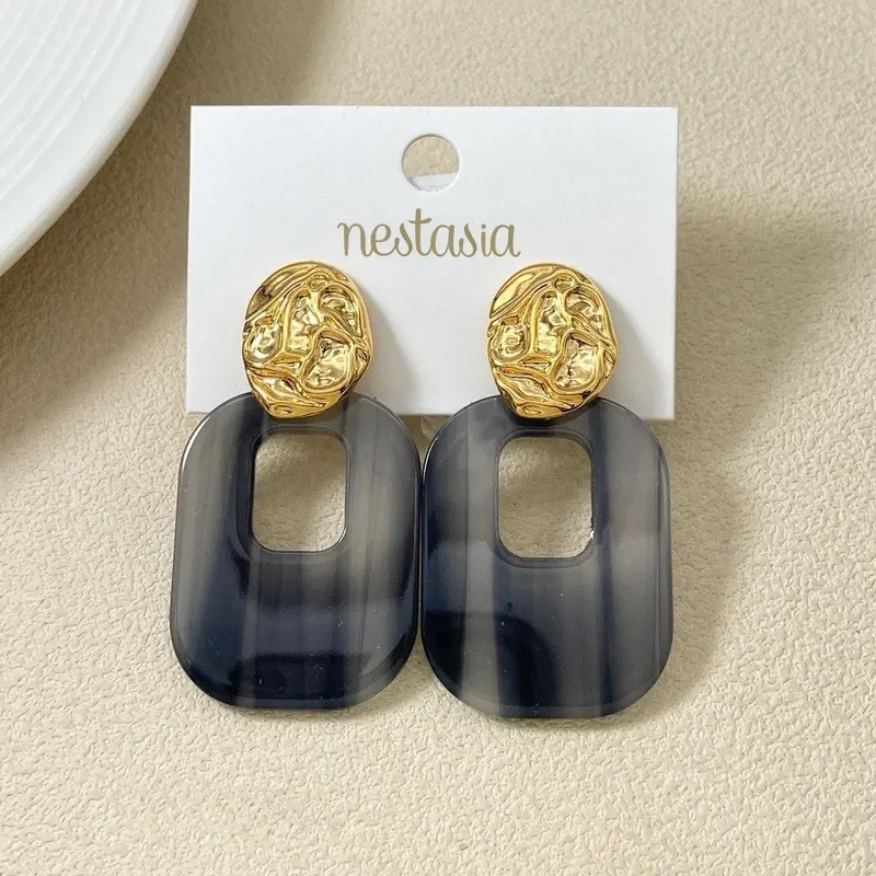 Black Hammered Metal Drop Earrings 1