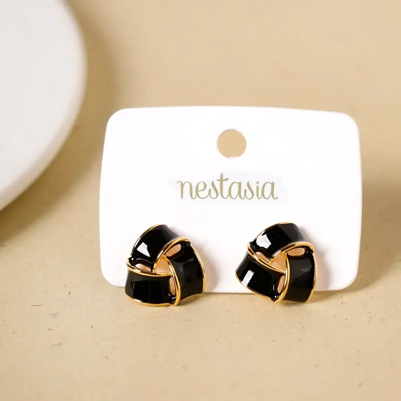 Black Knotted Stud Earrings – Textured Rope-Inspired Minimalism 1