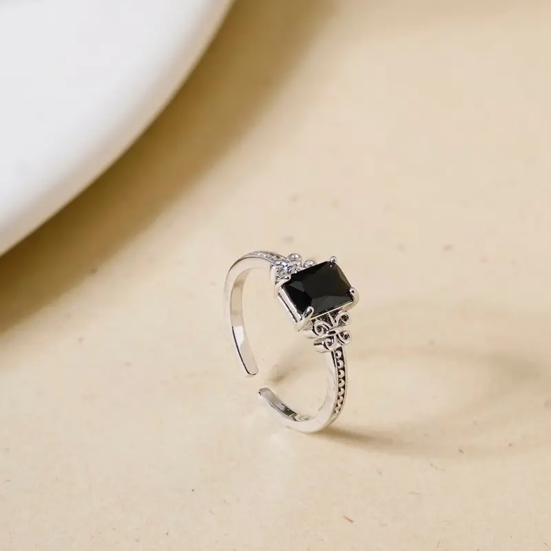 Black Stone Flutter Accent Ring In Silver 1