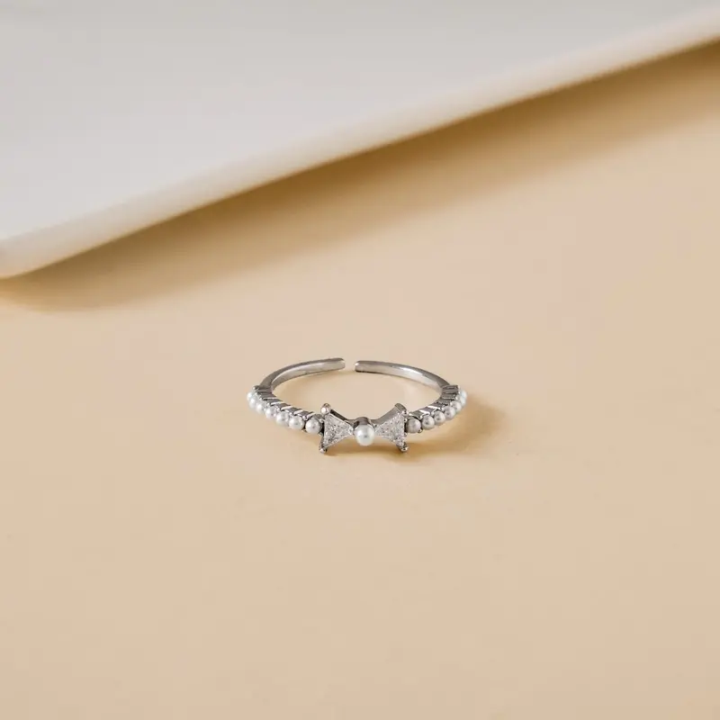 Bow Belle Sterling Silver Ring 1