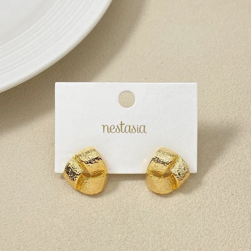 Celtic Knot Texture Stud Earrings 1