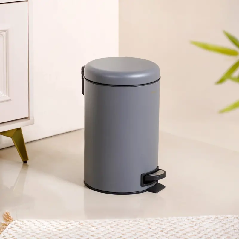 Clean Curve Metal Dustbin With Removable Bucket – 7L Grey Finish 1