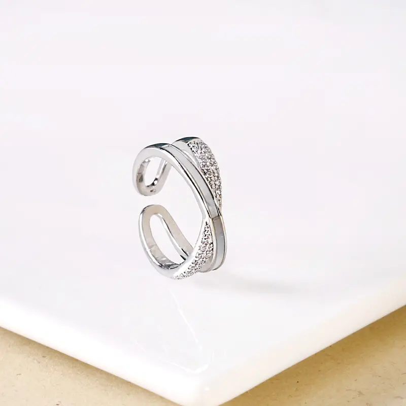Crisscross Silver Ring With Embedded Stones 1