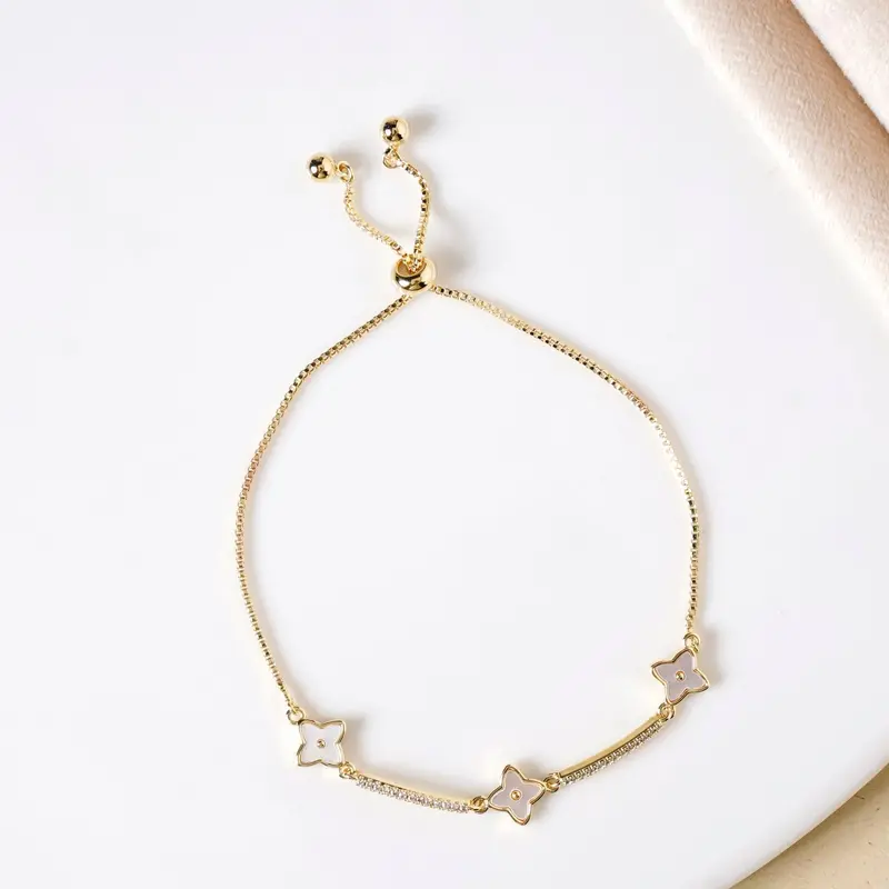 Delicate Gold Blooms Chain Bracelet 1