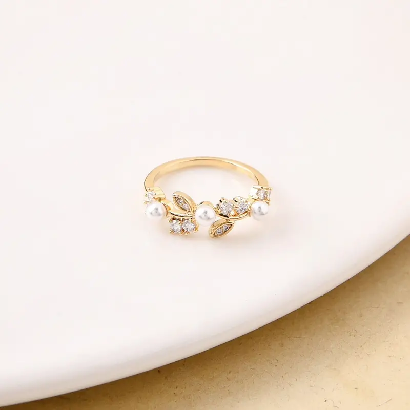 Dewdrop-On-Leaf Pearl Accent Gold Ring 1