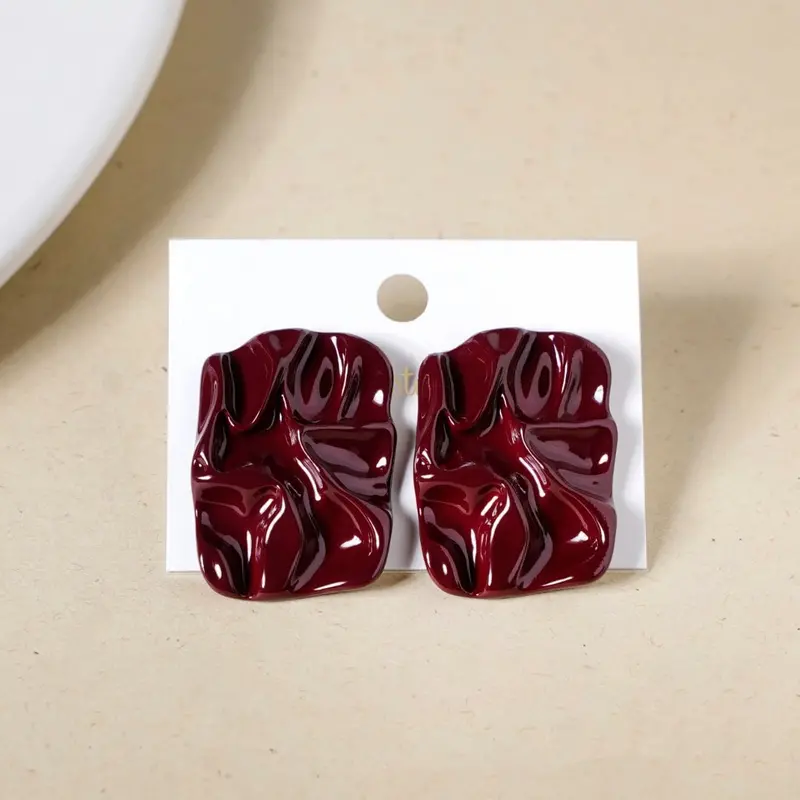 Earthy-Chic Maroon Stud Earrings 1