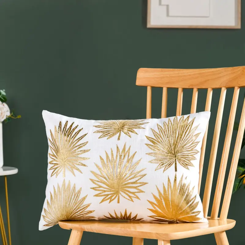 Elegant Gold-Accent Cotton Cushion Cover – 50X36Cm 1