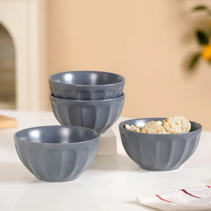 Embossed Cool Grey Ceramic Bowls – Set Of 4, 580Ml 1