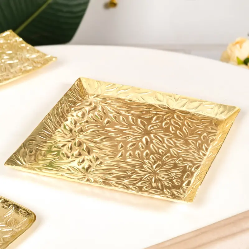 Embossed Luxe Lustre Square Serving Tray 1