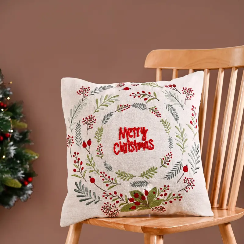 Embroidered 'Merry Christmas' Wreath Cushion Cover (40X40 Cm) 1