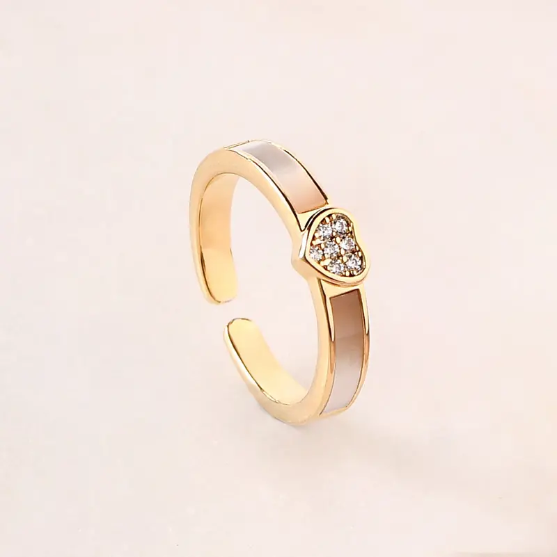 Eternal Spark Gold Heart Band 1