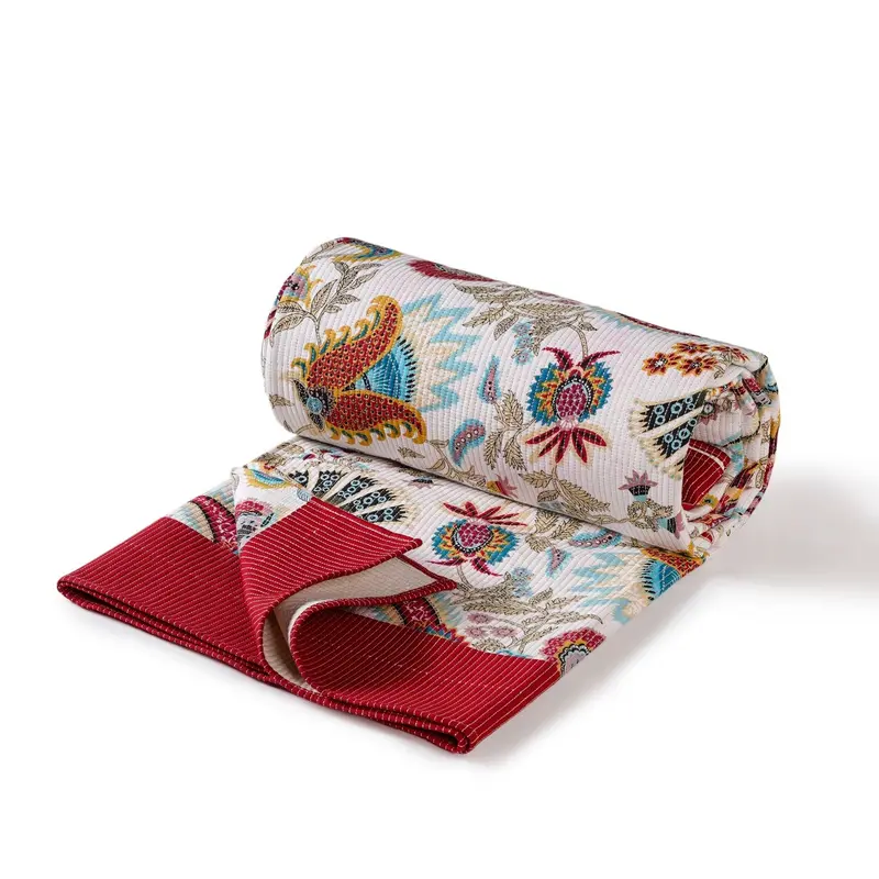 Ethnic Bloom Quilted Bedcover (250X230Cm) 1