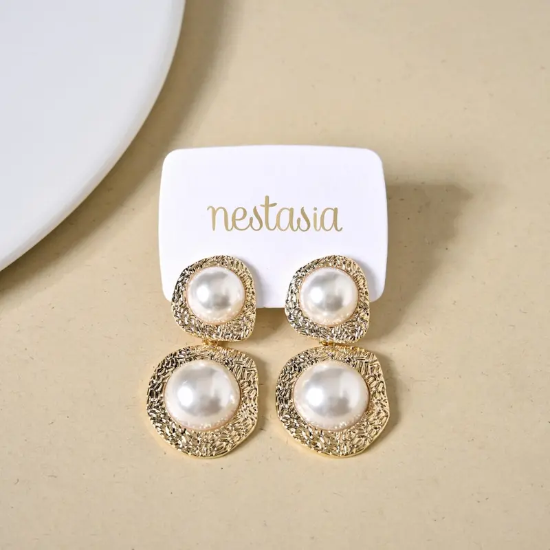 Faded Gold Pearl Dangle Earrings With Soft Sheen 1