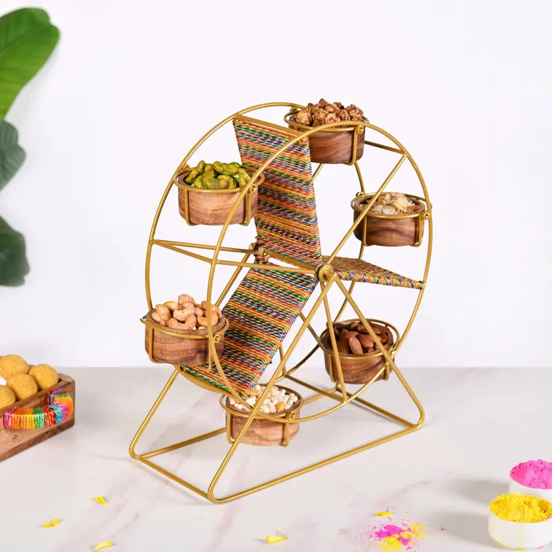 Ferris Wheel–Inspired Tiered Dessert Stand 1