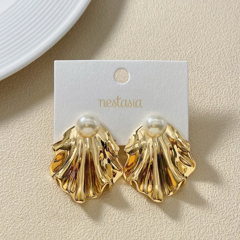 Fluid Dynamics Gold And Pearl Studs – Organic-Shaped Earrings With Lustrous Detail 1