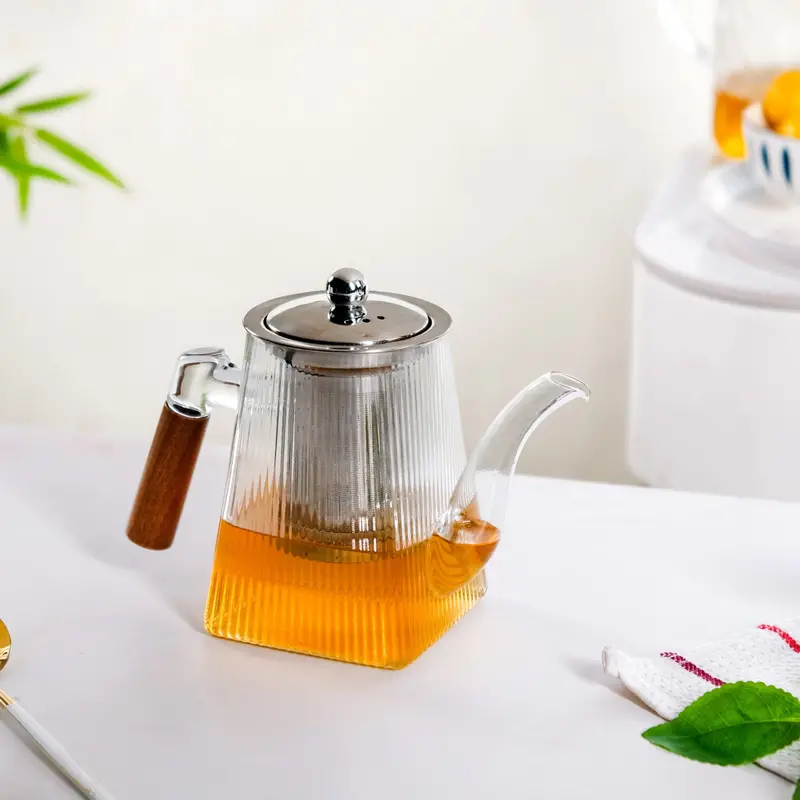 Fluted Glass Kettle With Natural Wooden Handle – 700Ml Stovetop-Safe Brew Pot 1