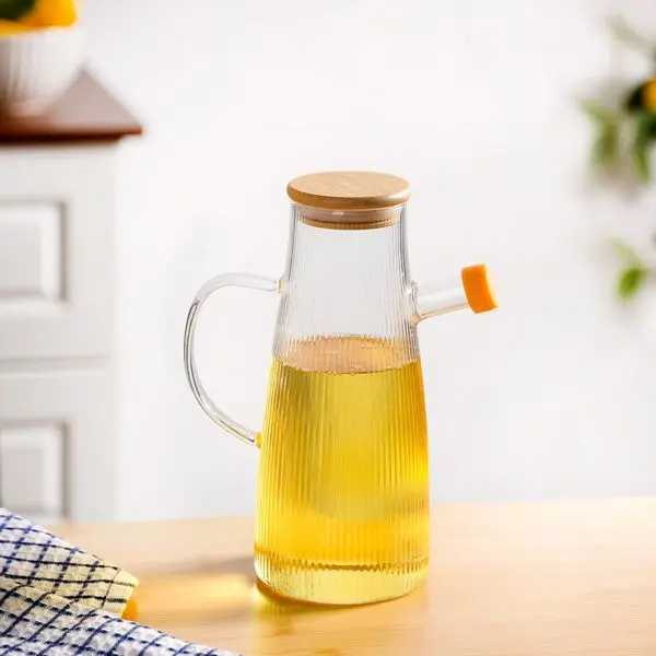 Fluted Wooden-Lid Cooking Oil Dispenser – 1000Ml Elegant Pour Bottle 1