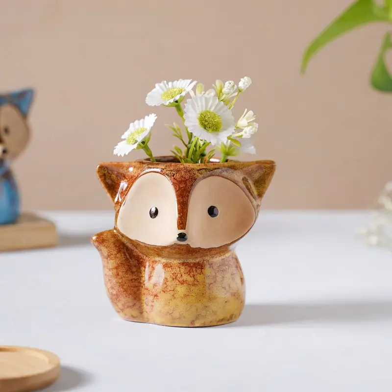 Foxy Matte Brown Ceramic Planter – Handcrafted Finish 1