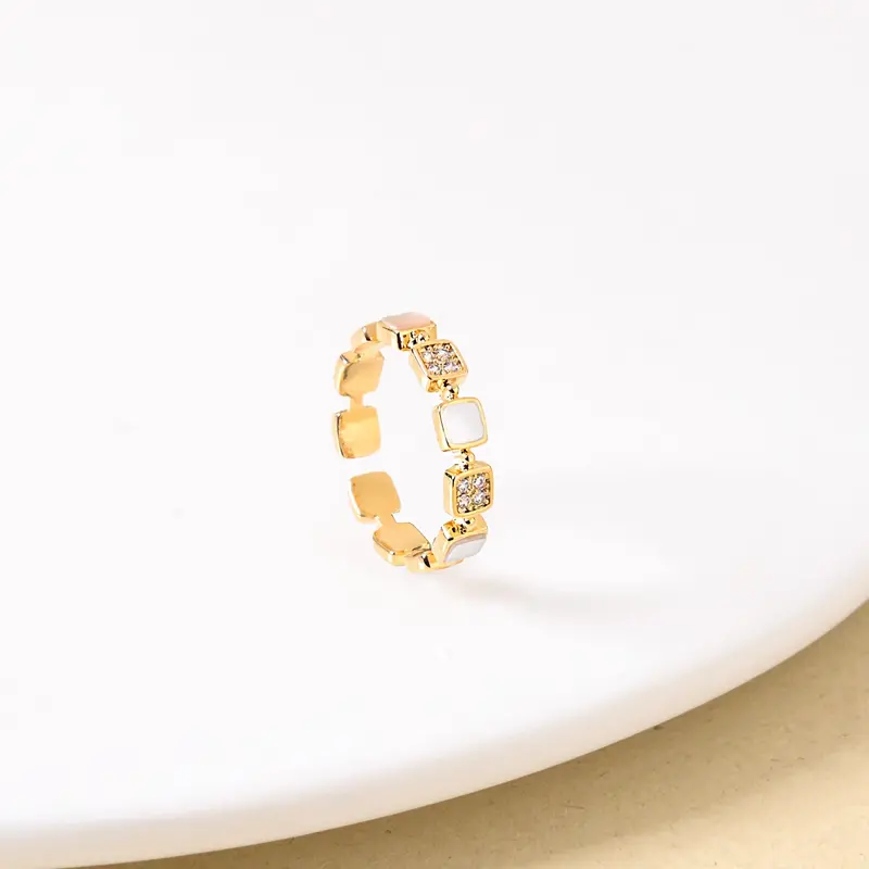Gilded Nexus Gold Ring — Contemporary Connection Design 1