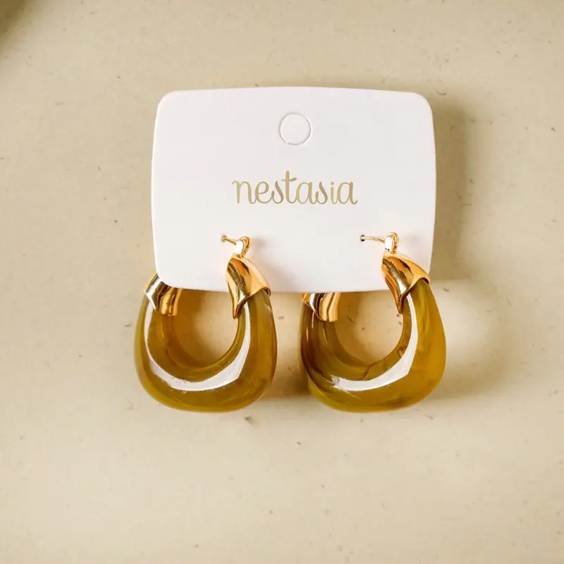 Green-And-Gold Huggie Hoop Earrings – Nature-Inspired Dual-Tone Style 1