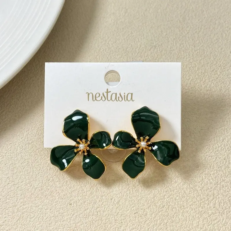 Green Flora Twist Stud Earrings 1