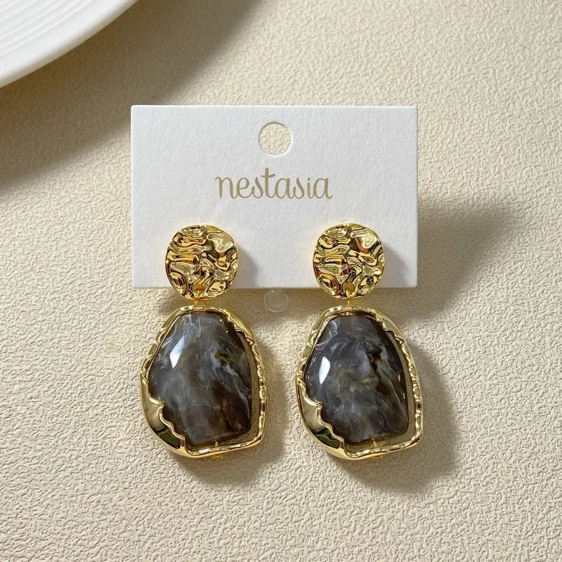 Grey Marble Vein Dangle Earrings 1