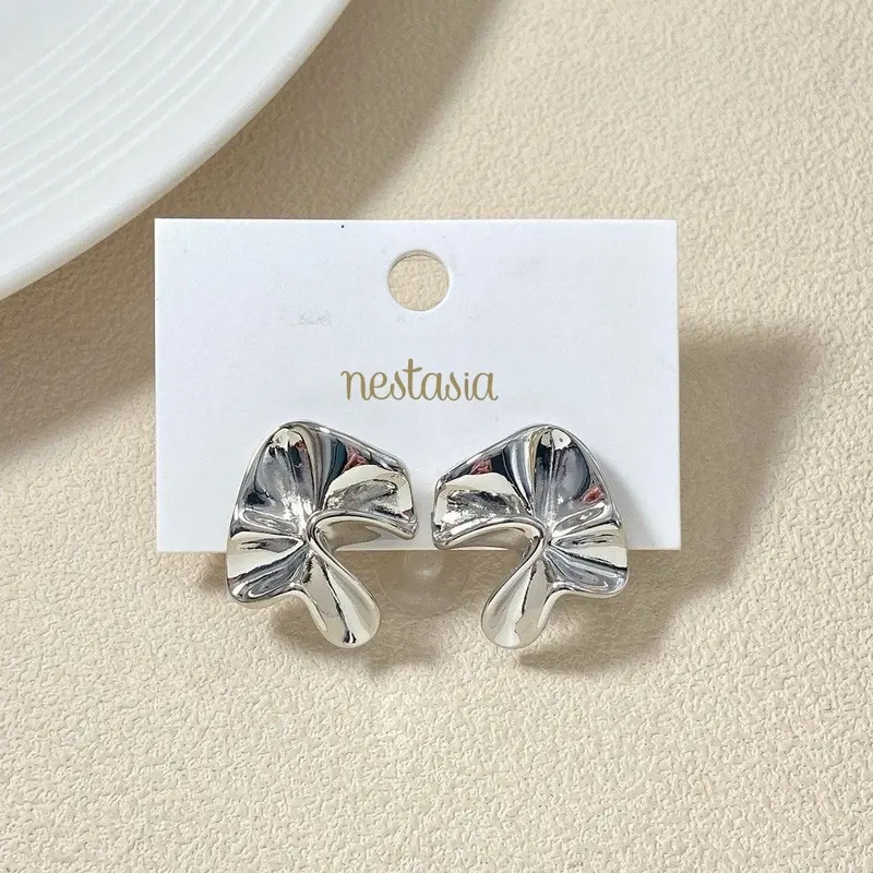 Hammered Fold Silver Stud Earrings 1