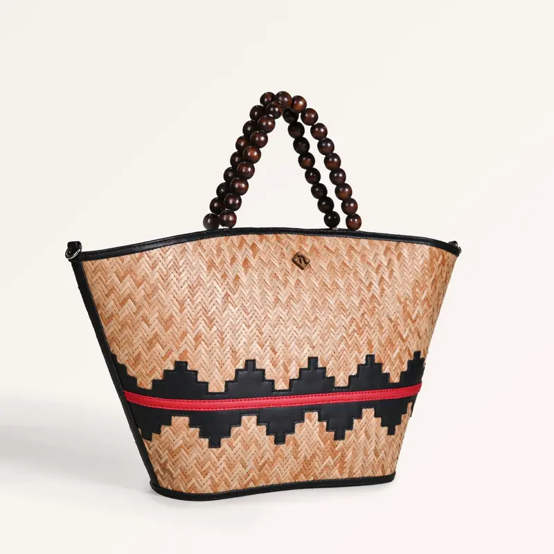 Handcrafted Shitalpati Tote With Beaded Handles 1