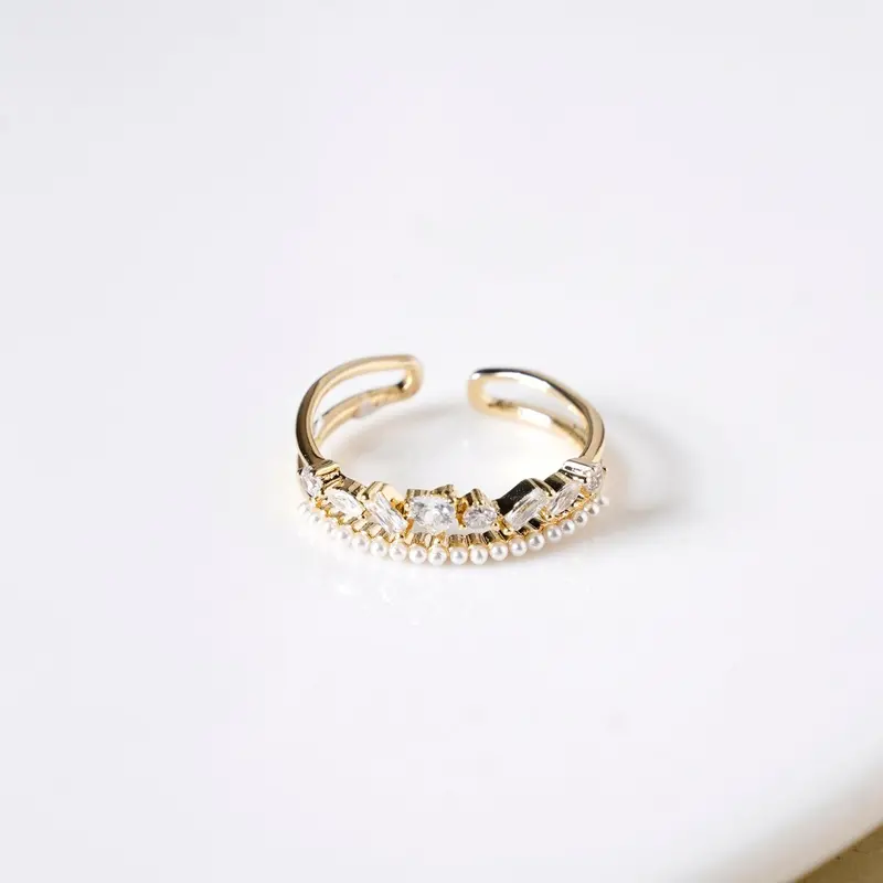 Harmony Adjustable Gold Ring – Flexible Fit Design 1