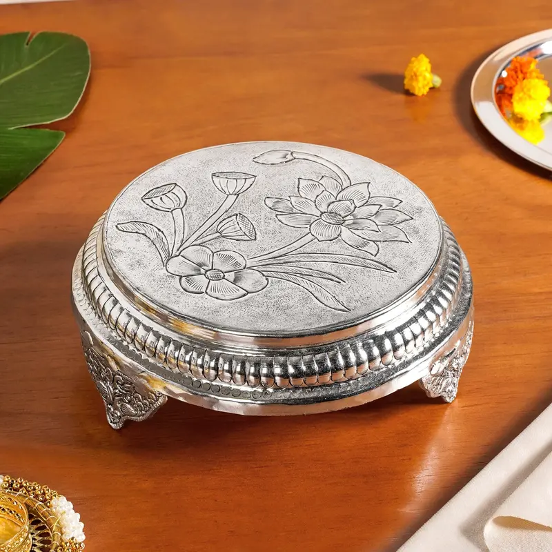 Hibiscus-Embossed Brass Pooja Chowki With Reflective Silver Finish – 22 × 8 Cm 1