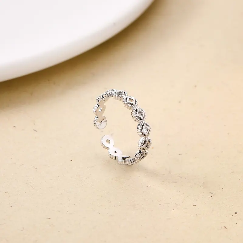 Iridescent Gleam Sterling Silver Ring 1
