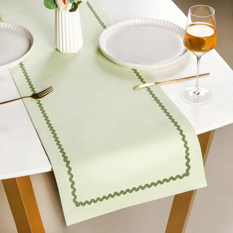 Isabelle Green Cotton Table Runner With Rick Rack (183X36Cm) 1