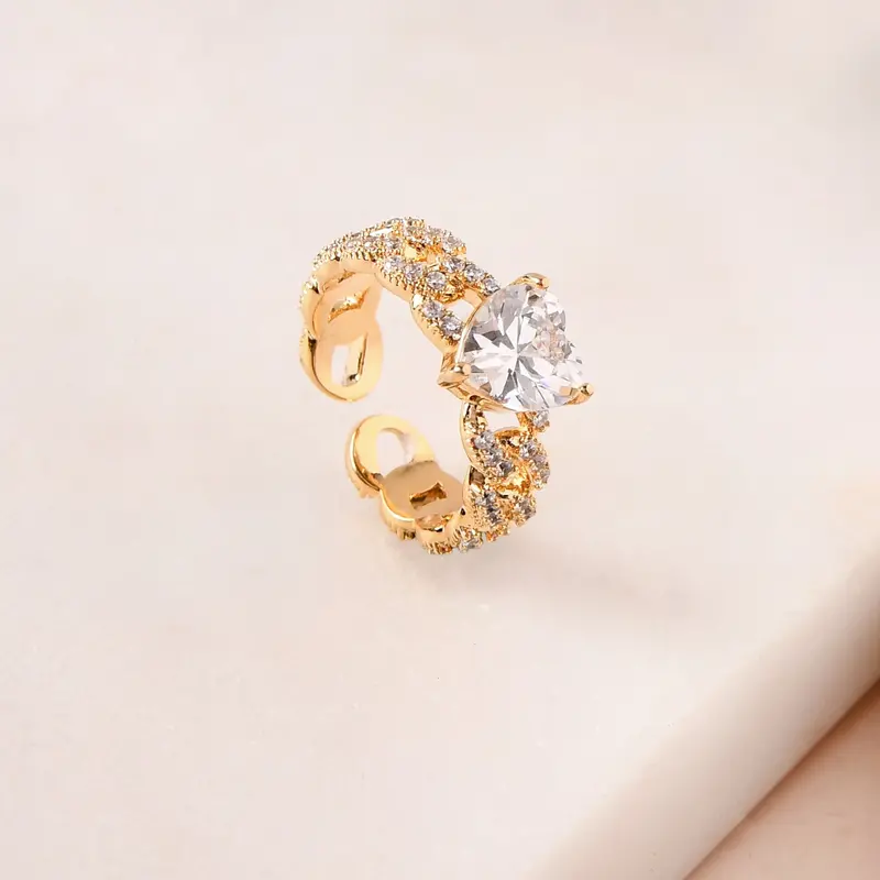 Knotted Gold Heart Solitaire Ring 1