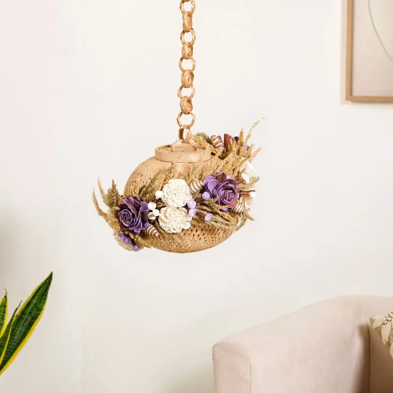 Lavender-Dried Flower Lantern With Natural Botanical Accents 1