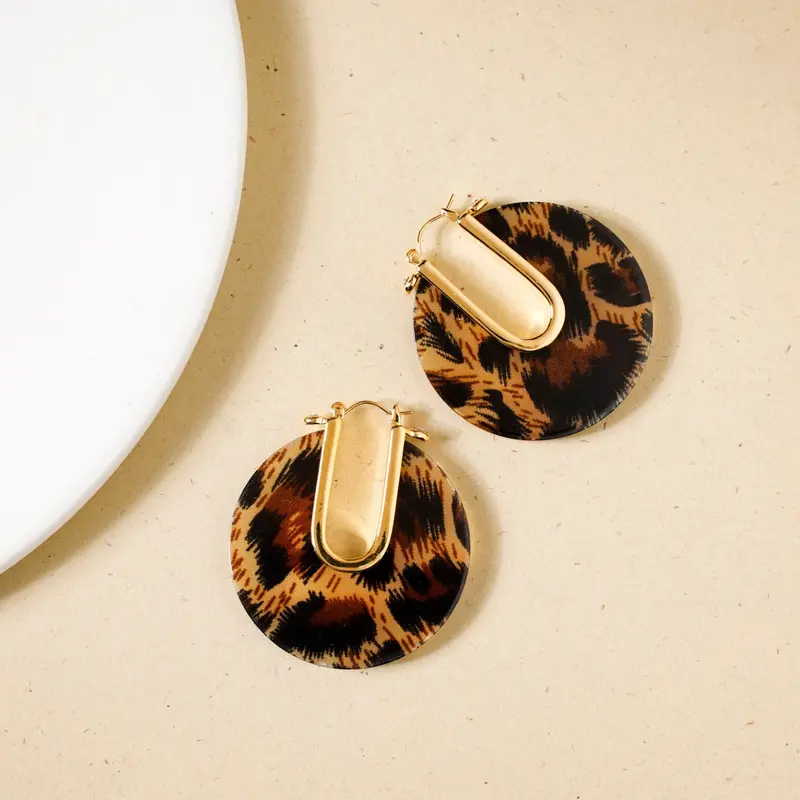 Leopard-Print Hoop Earrings In Metallic Gold Or Silver Finish 1