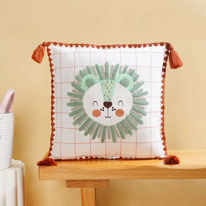 Lion-Themed Embroidered Cotton Cushion Cover (42X42 Cm) 1
