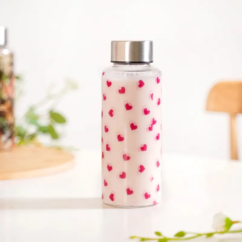 Little Hearts Patterned Glass Water Bottle – 500Ml 1