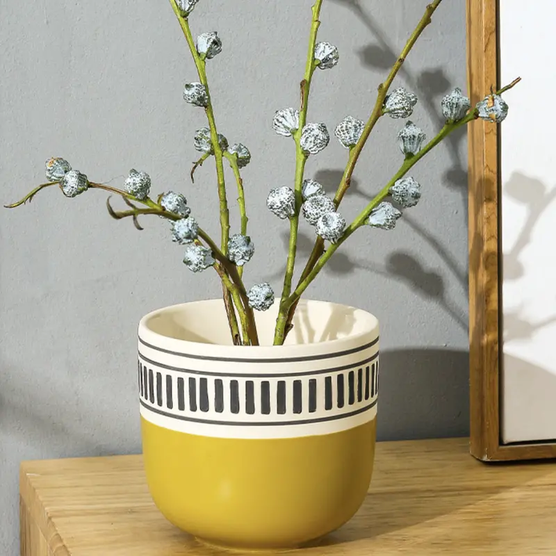 Matcha-Green Floral Vase With Organic Shape 1