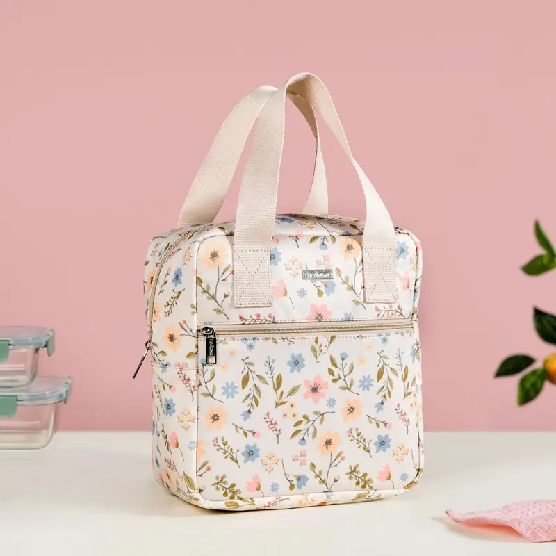 Meadow-Inspired Insulated Lunch Bag 1