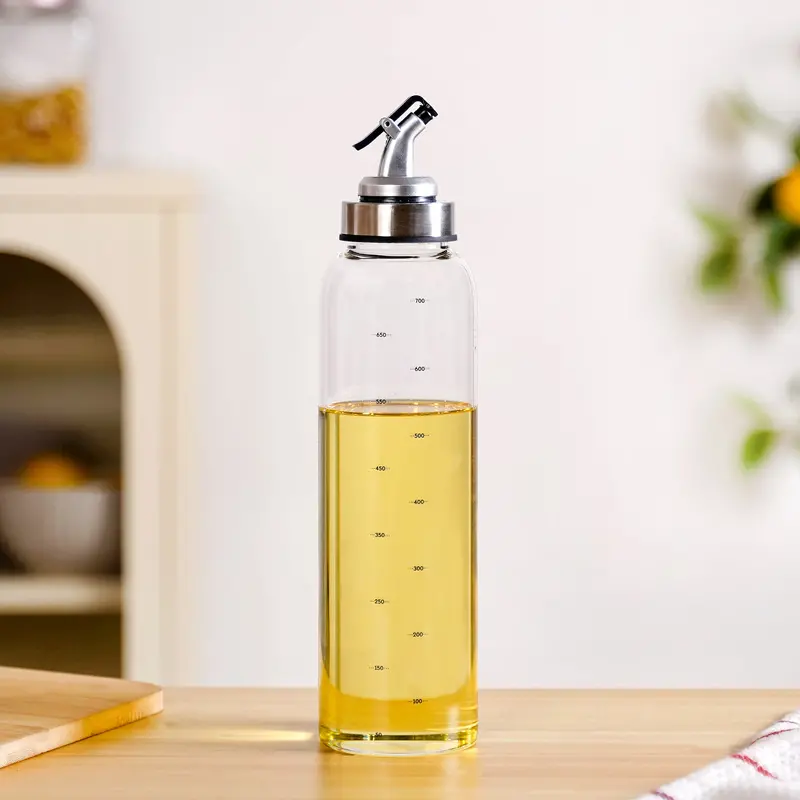 Measuring Oil Dispenser Bottle – 750Ml Clear Glass With Graduated Markings 1