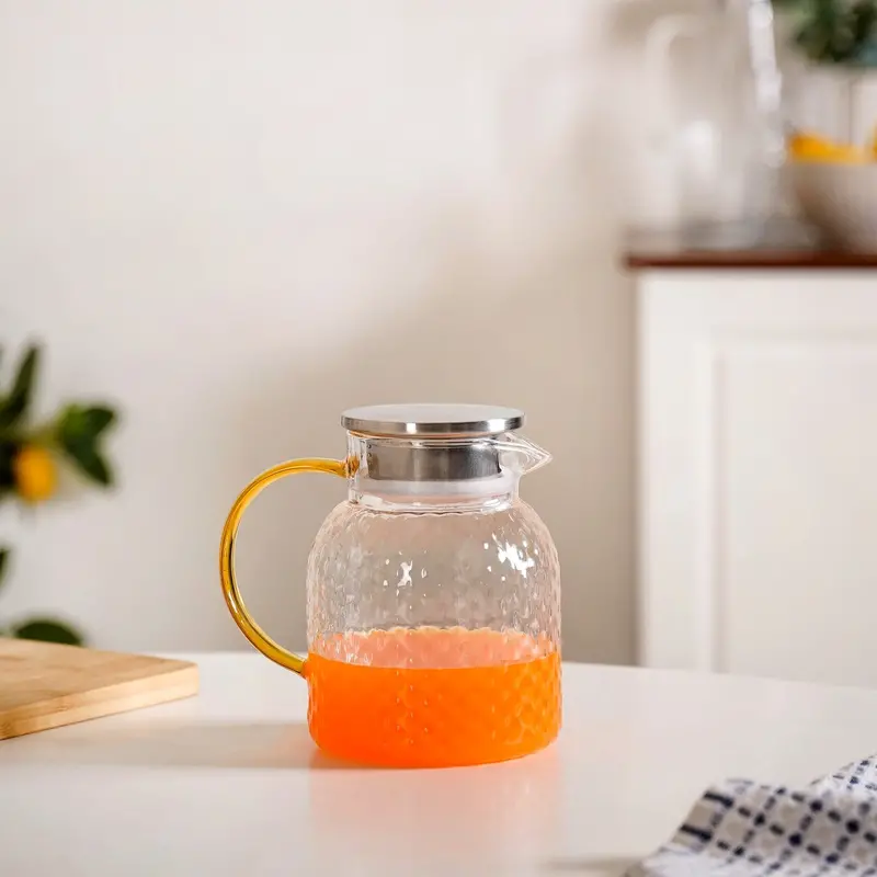 Metal-Lid Juice Pitcher – 1.1L Clear Glass 1